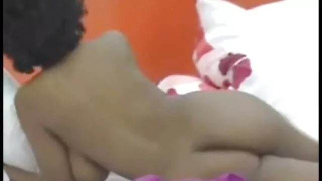 انجمن بدون ثبت نام  لسبا فیلم سکس زن کردی دوست دختر خود را برای اسکیت آورد