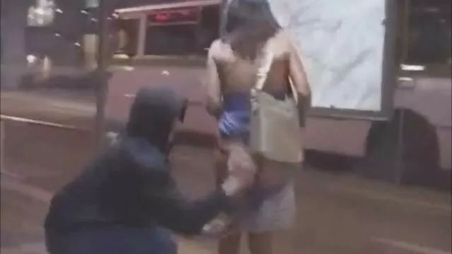 انجمن بدون ثبت نام  وارد بازیگری عکس های زنان سکس شد و خربزه را نشان داد