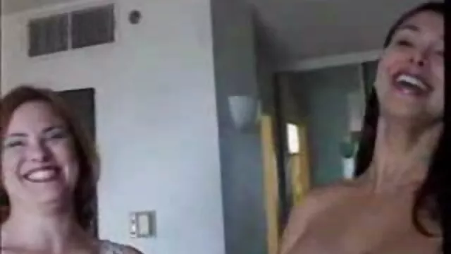 انجمن بدون ثبت نام  اشکال با لرزش فیلم سکس با زن گربه بیش از حد ژاپنی