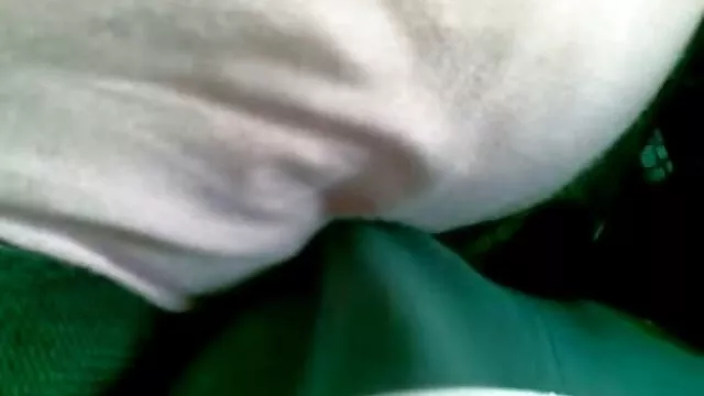 انجمن بدون ثبت نام  با تصاویرسکسی زنان دوجنسه بازی در جنگل ، او به اتاق نشیمن رفت